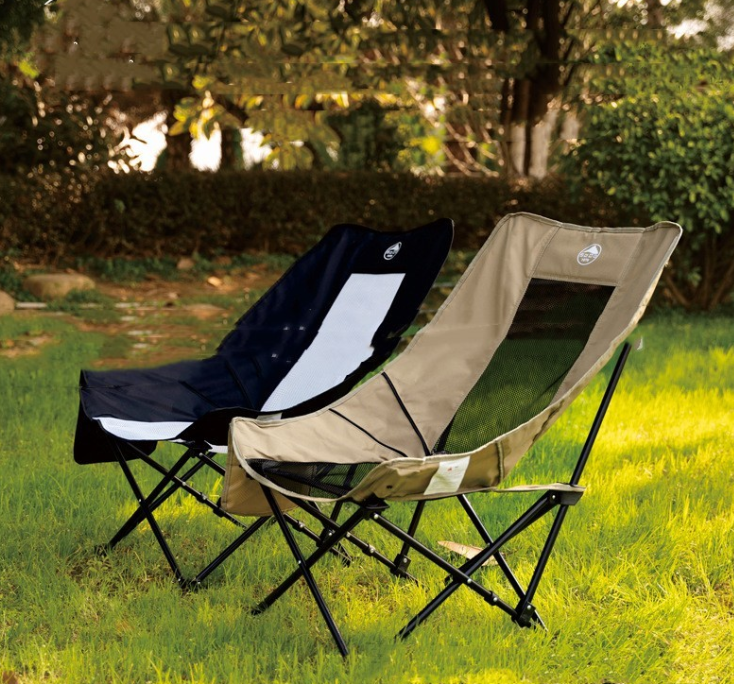 Folding Moon Chair – Portable Outdoor Accent Chair with Padded Cotton Seat
